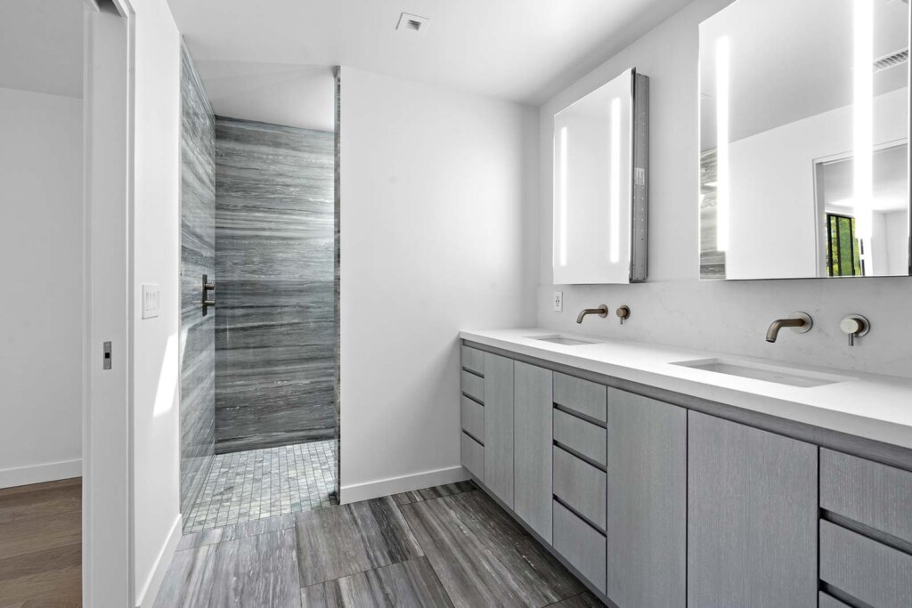 Bathroom Remodeling-1003